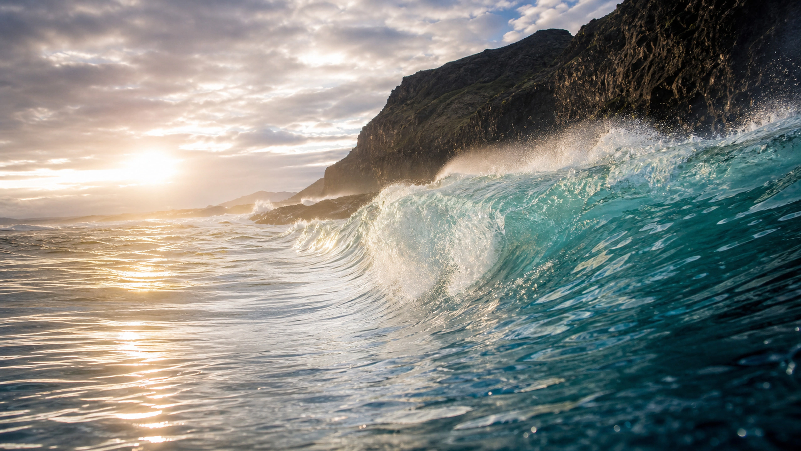 Wild Turquoise Break original 4K ocean wallpaper